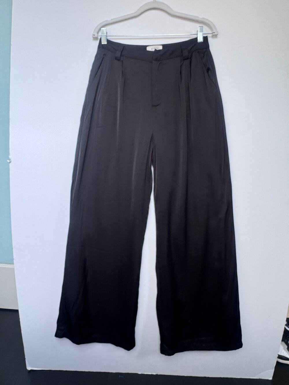 DISSH Black Satin Pleated Wide Leg Trousers Size US 6 AU 10